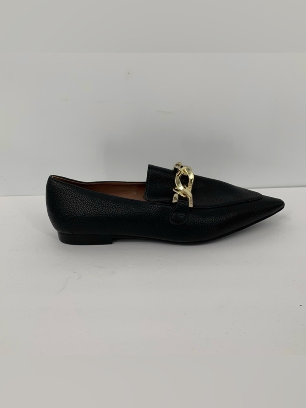 Linea Paolo Mabel pointed toe slip-on loafer black gold chain shoe preppy 4.5